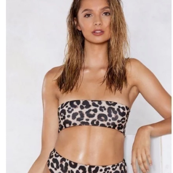 Nasty Gal Bandeau Leopard Bikini Top Sz 2 XS - Picture 1 of 6
